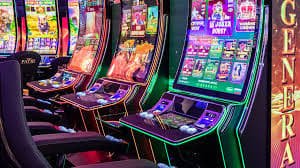 Người dùng Việt Nam trải nghiệm game slot trên điện thoại di động